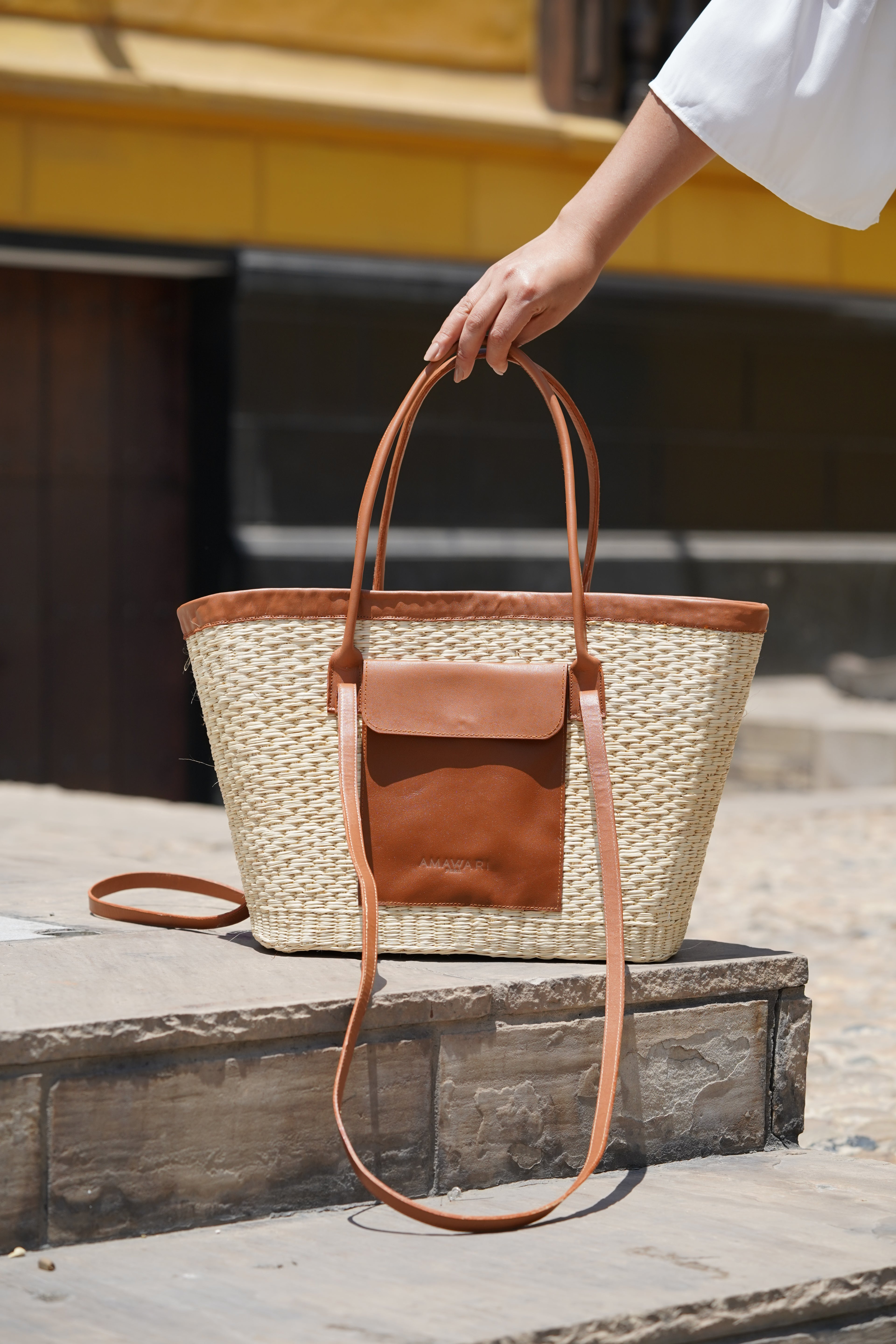 MAXI  CARTERA Maré DE FIBRA NATURAL Y CUERO
