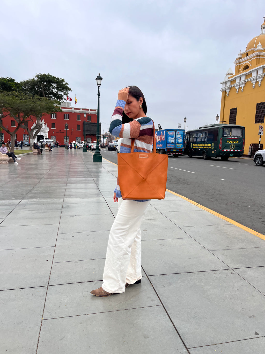 TOTE BAG 100% CUERO HABANO