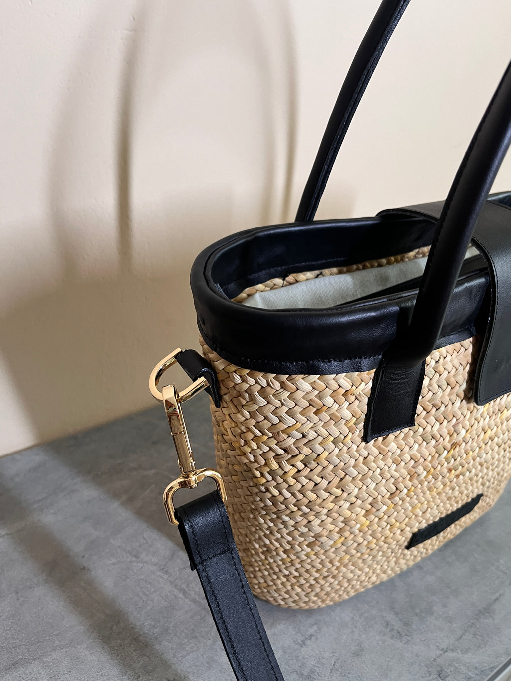 CARTERA MIA FIBRA NATURAL Y CUERO