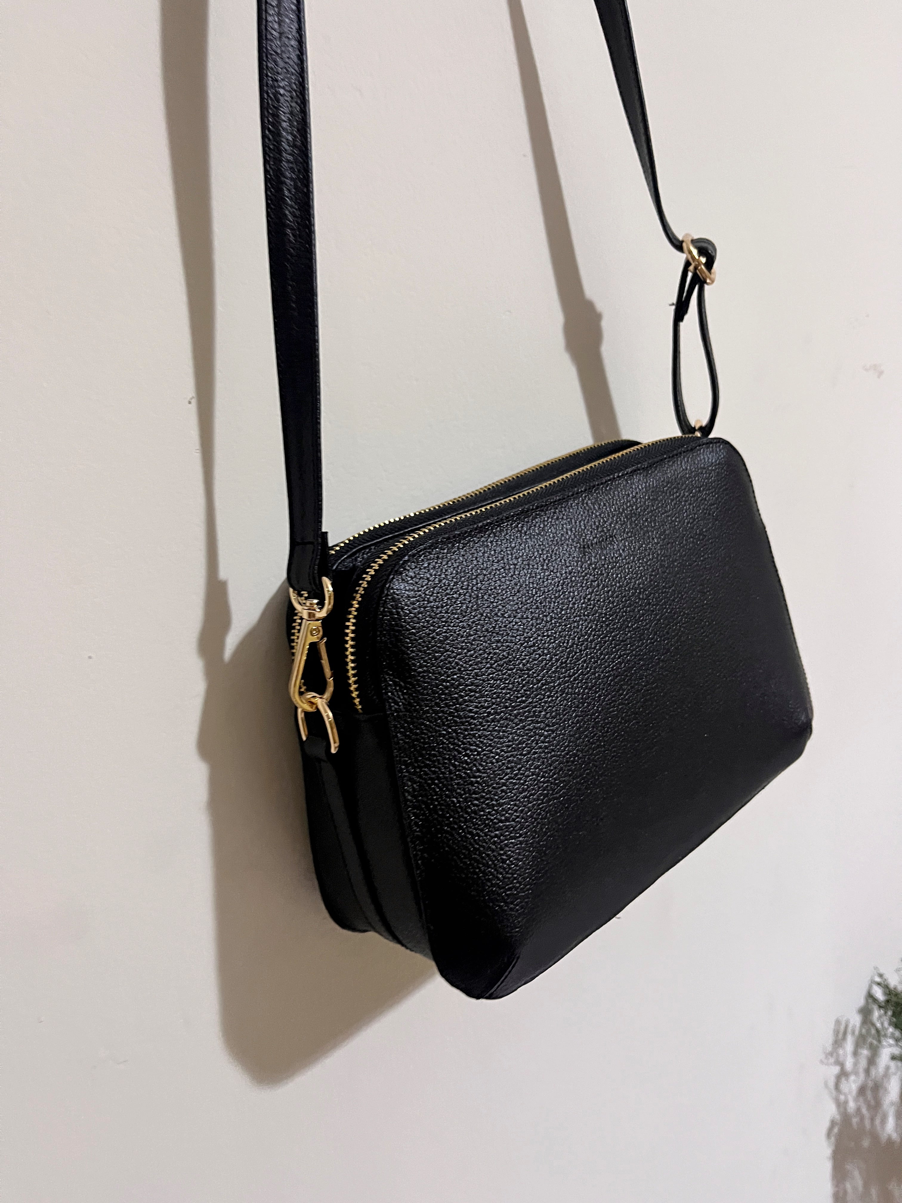 MORRAL DE 100% CUERO